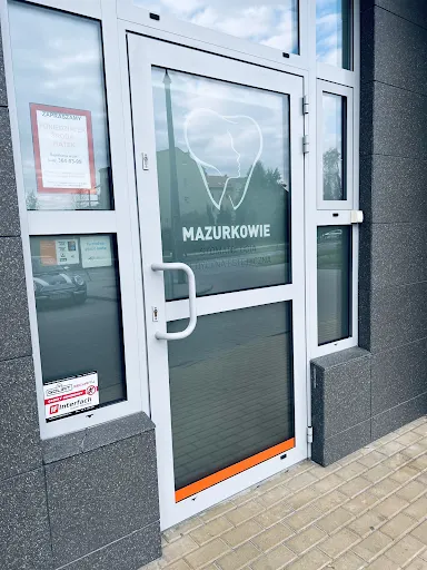 MAZURKOWIE - stomatologia i medycyna estetyczna RADOM